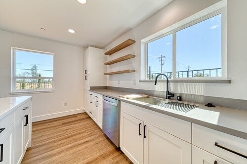 5553 Keith Rd - Kitchen Sink