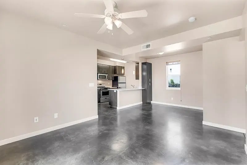 Hutchinson Green at Doe Mill living-dining2