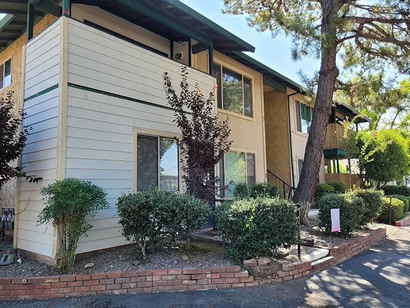 Monte Vista Apartments exterior 5)