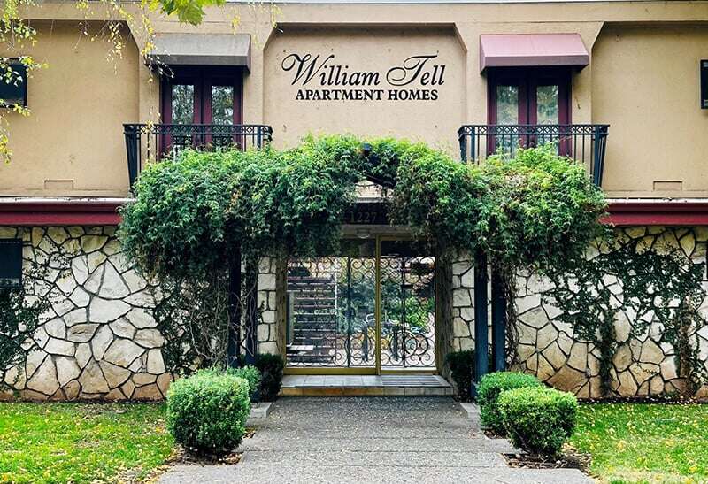 William Tell Apartments front entry1