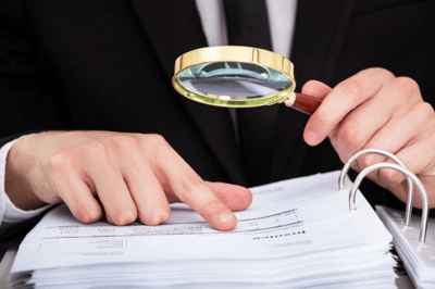 Do Your HOA Board Members Know Which Documents Are Open for Review?-featured