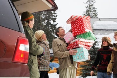 How To Get Your Rental Ready For Holiday Traveling-featured