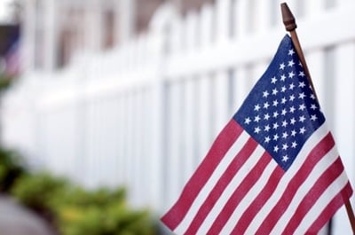 Can a Homeowners Association Keep You From Flying the American Flag?-featured