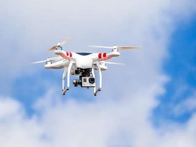 What to Know About Using Private Drones in Your Homeowners Association-featured