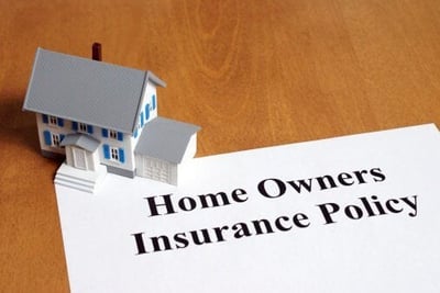 How to Save on Home & Renters Insurance in Your Homeowners Association-featured