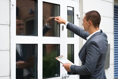 Can a Property Manager Enter a Home?-featured