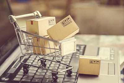 Apartment Living Tips: The Stuff You Wished You Hadn't Moved-featured