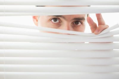 When to Report Suspicious Activity in Your Homeowners Association-featured