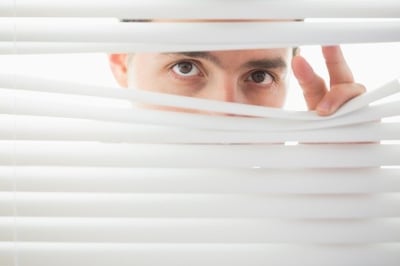 When to Report Suspicious Activity in Your Homeowners Association-featured